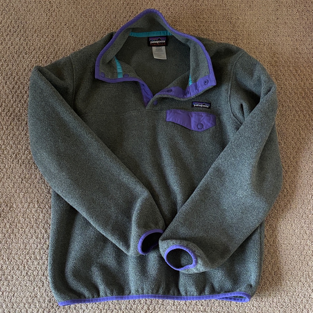 Patagonia Women’s Grey Fleece Pullover With Purple Accents